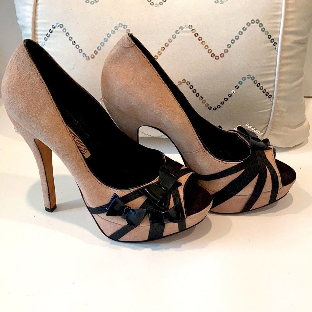 Beige and Black Peep-Toe Platform Pumps with Bow Accent
